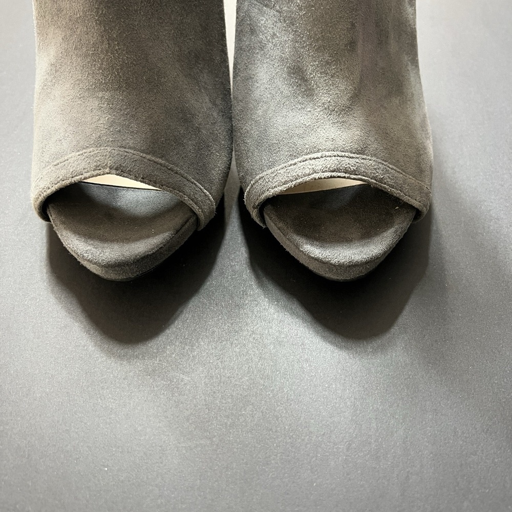 Nine West The Moment Heels Women's Size 10M Gray Suede Luxury Minimalist - Picture 7 of 8
